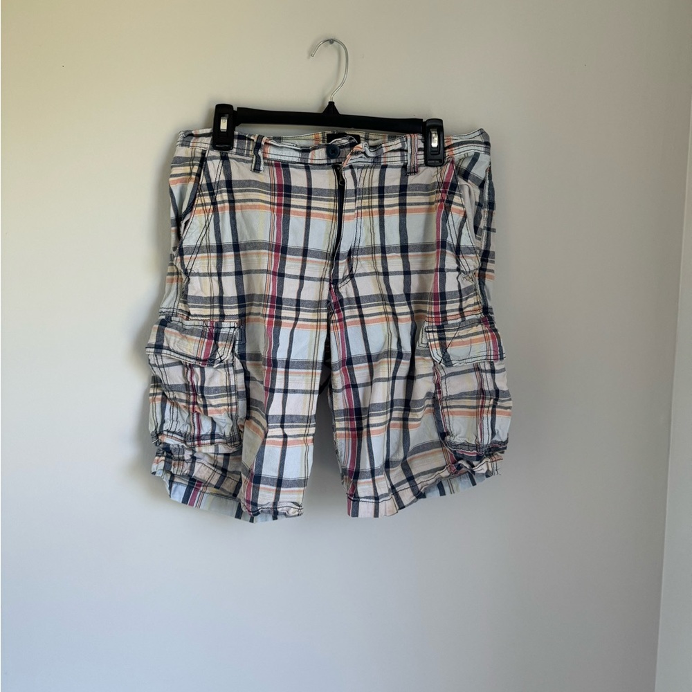 Division 55 Plaid Bermuda Shorts Size 32